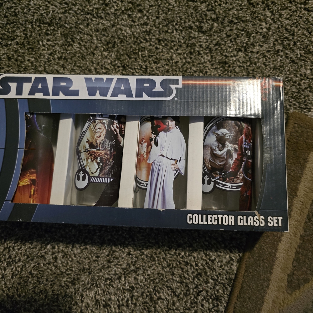 Star Wars Collector Glass Set